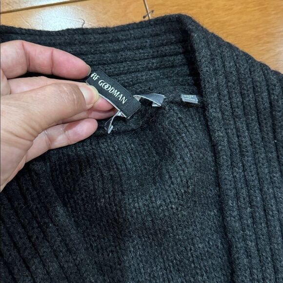 Vince Black Women's Bergdorf Goodman Cardigan Open Front Sweater Size S - Picture 3 of 8